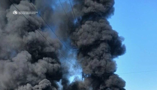 Війська РФ ударили по заводу &laquo;Олейна&raquo; в Дніпрі