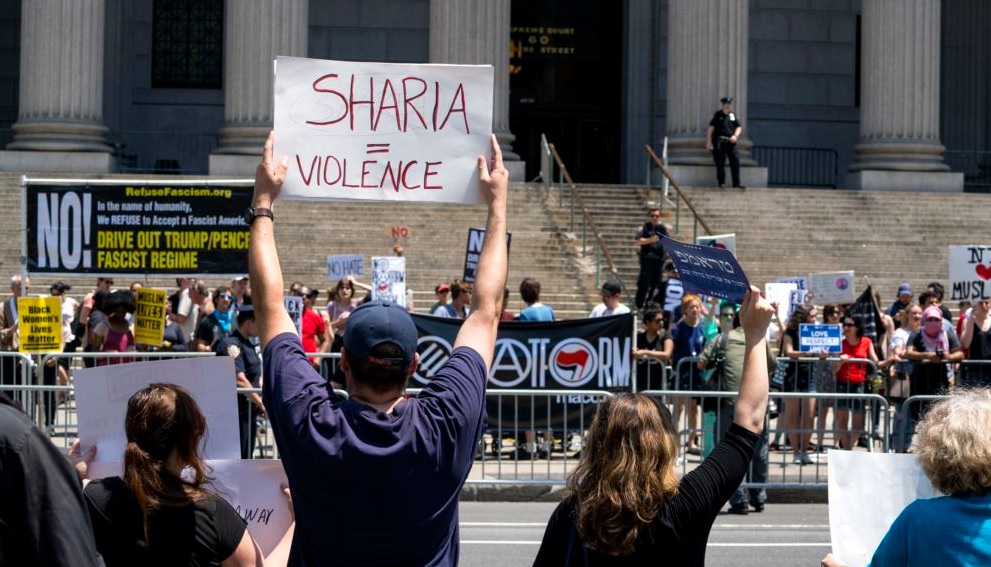 антимусульманские протесты в США