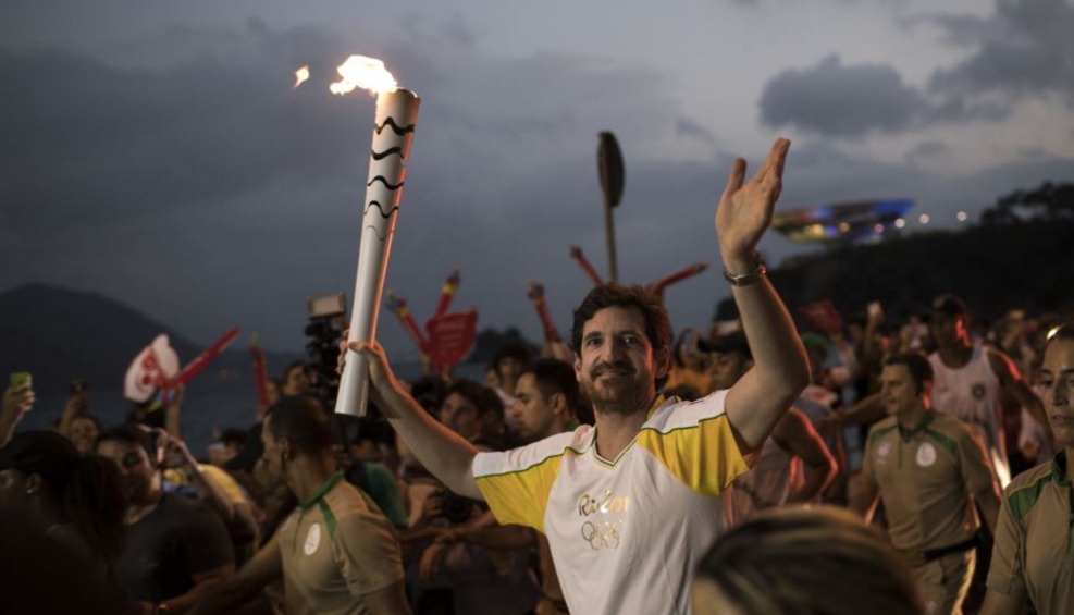 Олимпийский огонь уже в Бразилии