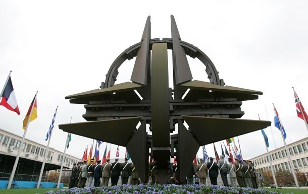 США и НАТО довольны соглашением властей и оппозиции