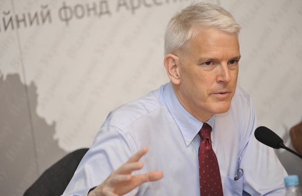 Стивен Пайфер